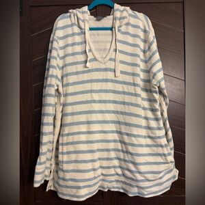 Natural reflections 1X hooded v neck 100% cotton top, split sides, swim cover up